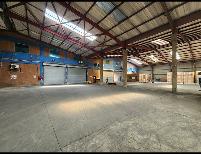 8,000M² WAREHOUSE FOR SALE IN JUPITER